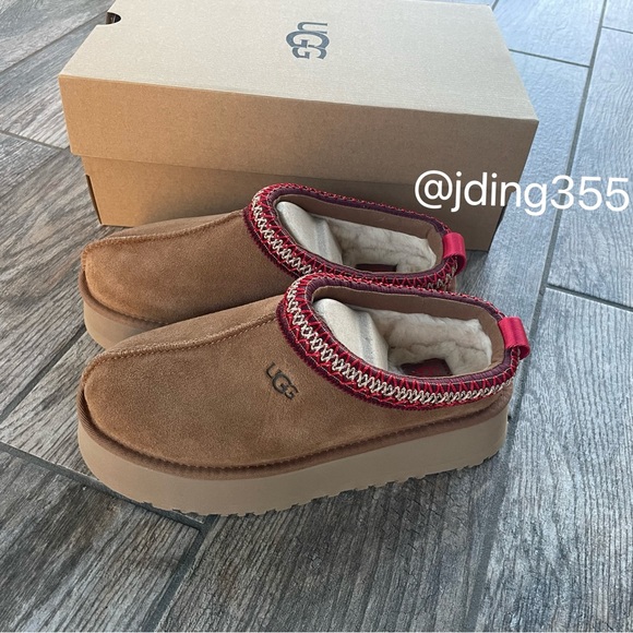 Brand New UGG Tazz Platform Slippers Chestnut(W8) - Picture 9 of 10